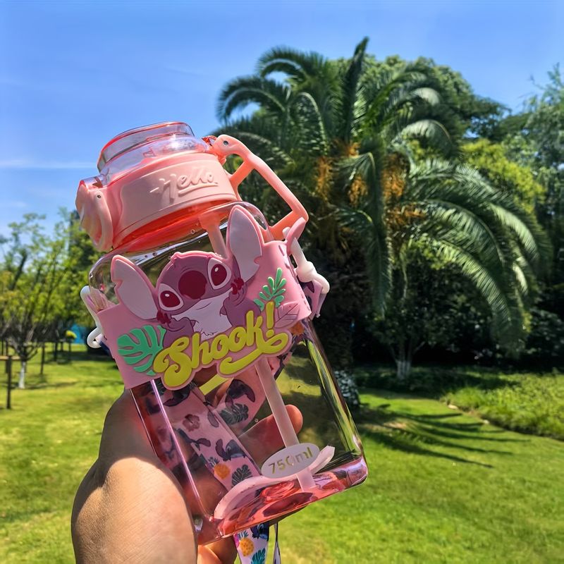 Casa si Gradina - Bucatarie si vesela - Cani si pahare - Sticle - Sticla Copii cu Capac Flip si Maner, Model de genul Stitch, Rosu, 750 ml - Infinity.ro