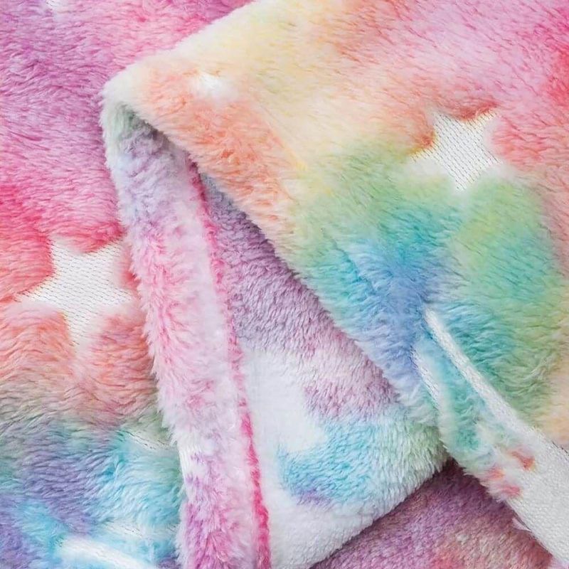 Casa si Gradina - Textile si covoare - Pături și cuverturi - Pături - Patura Pufoasa si Magica, Imprimeu Glow in the Dark, Unicorni, Roz Curcubeu, 185cm x 100cm - Infinity.ro