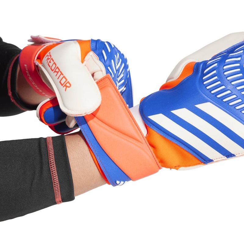 Sport si Outdoor - Echipament Sportiv - Accesorii echipament sportiv - Manusi sport - Manusi portar Adidas Predator Match, 10 - Infinity.ro