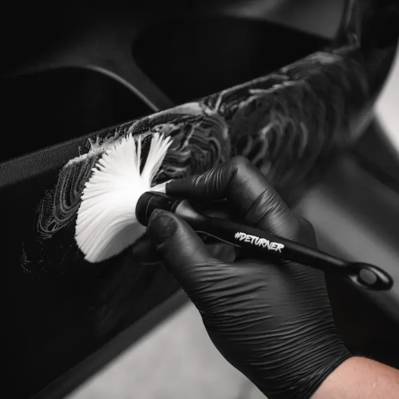 Auto si Moto - Intretinere auto - Produse curatare auto - Deturner Brush White - Perie Profesionala pentru Detailing - Ultra Soft 21mm Pentru Interior Si Exterior - Infinity.ro