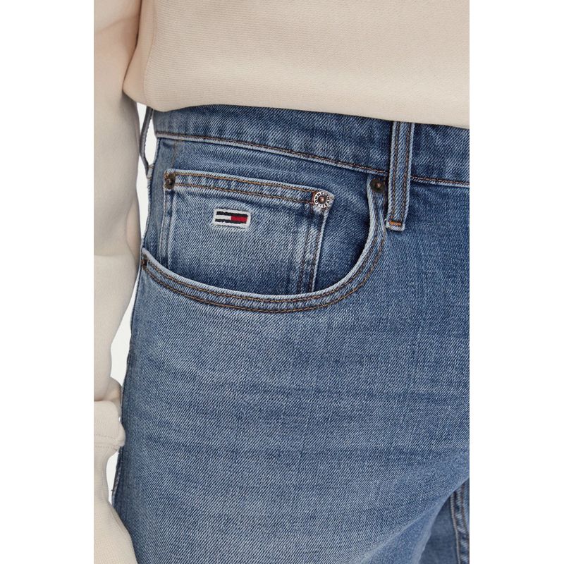 Fashion, accesorii si bijuterii - Barbati - Imbracaminte - Pantaloni barbati - Pantaloni scurti de blugi Tommy Jeans DM0DM20960 36 US Albastru - Infinity.ro