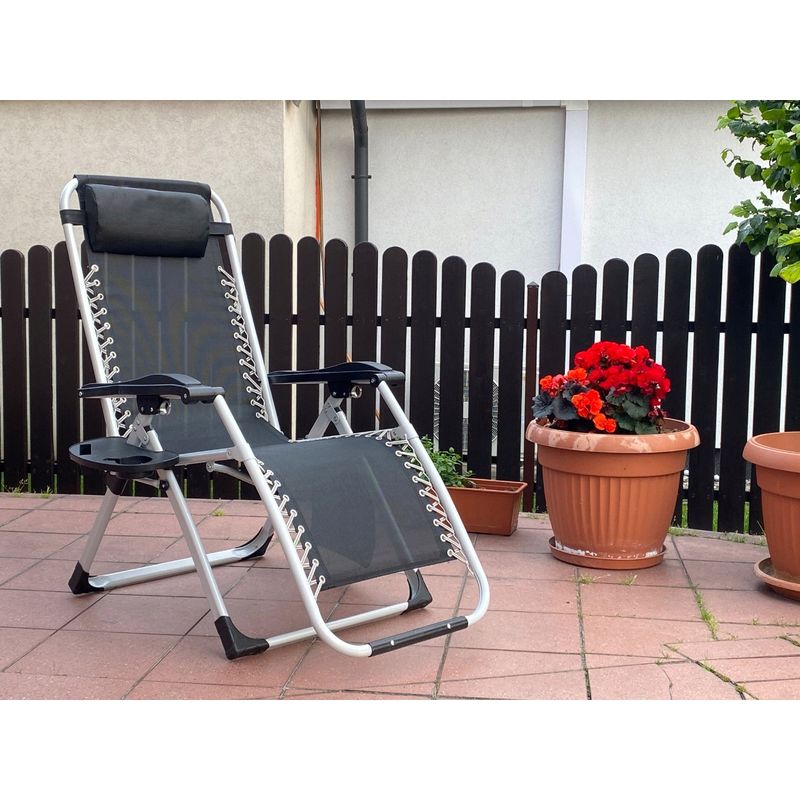 Casa si Gradina - Gradina si terasa - Mobilier exterior - Scaune si sezlonguri gradina - Sezlong pliabil gravitate zero, 175x65 cm, cu masuta si buzunar organizator, 120 kg, negru - Infinity.ro