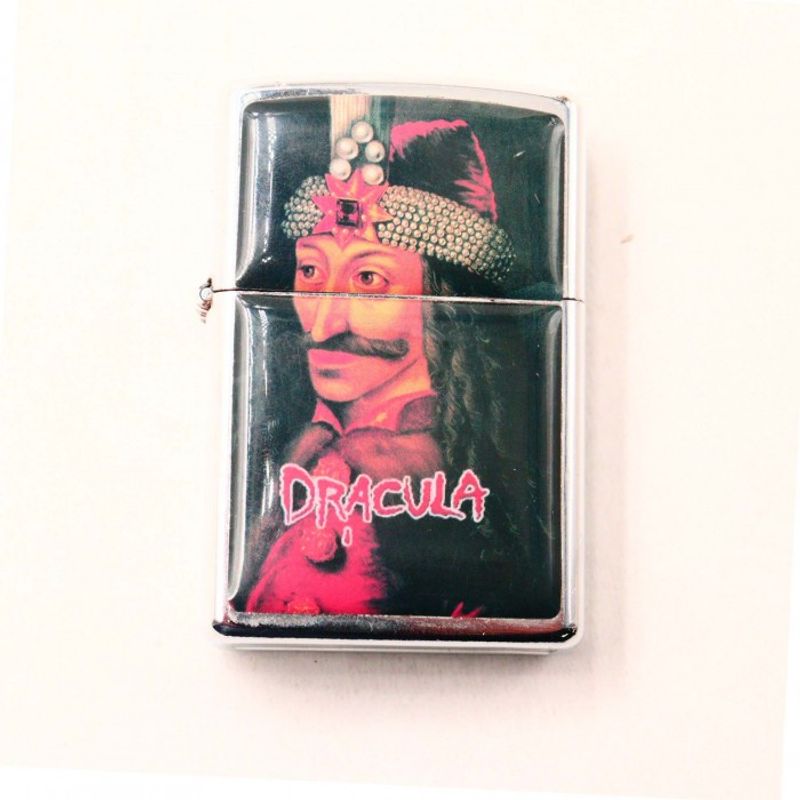 Market - Tutun si tigari - Articole si accesorii tutun - Bricheta Metalica cu Benzina, Model Vlad Tepes - Infinity.ro