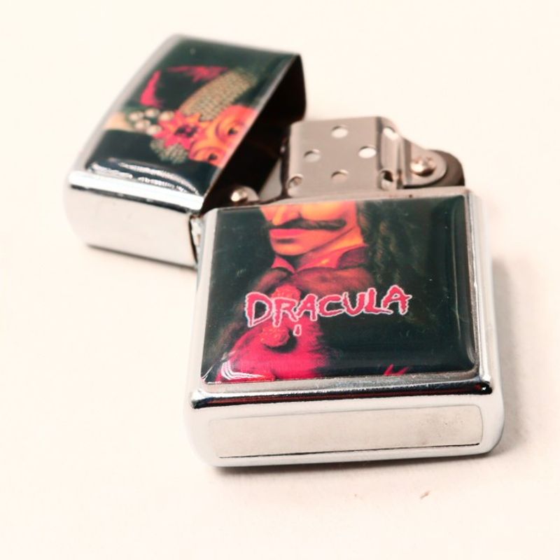 Market - Tutun si tigari - Articole si accesorii tutun - Bricheta Metalica cu Benzina, Model Vlad Tepes - Infinity.ro