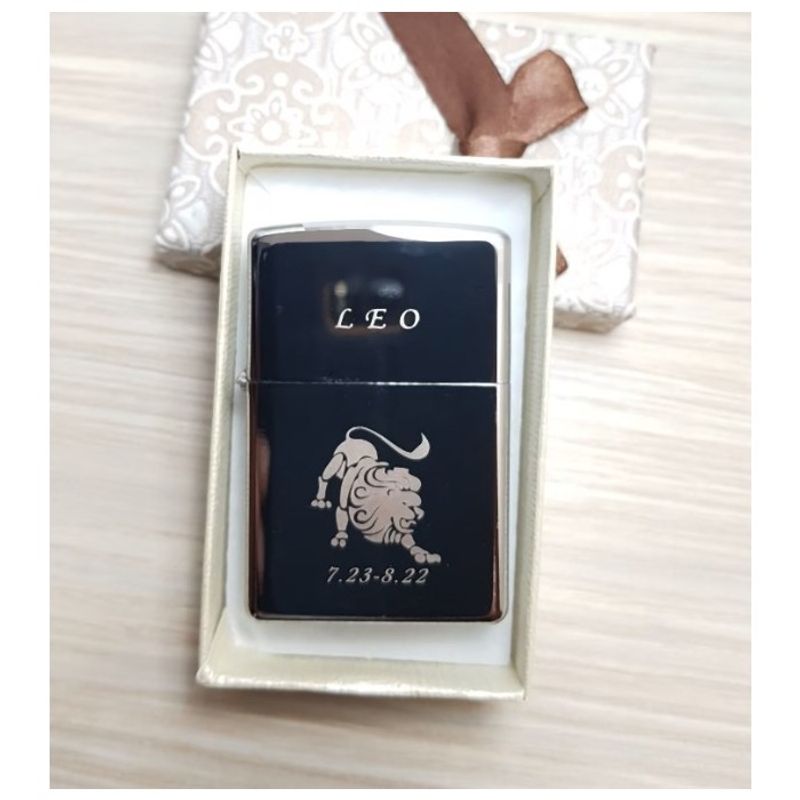 Market - Tutun si tigari - Articole si accesorii tutun - Bricheta Metalica Gravata Zodie Leu, Leo Zodiac , 3,5 X 5,5 Cm - Infinity.ro