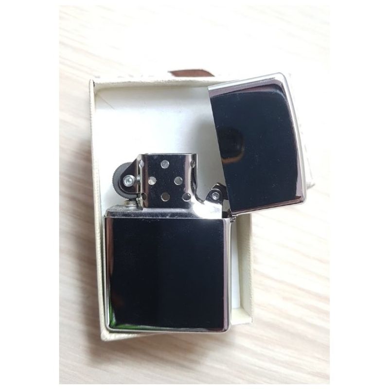 Market - Tutun si tigari - Articole si accesorii tutun - Bricheta Metalica Gravata Zodie Leu, Leo Zodiac , 3,5 X 5,5 Cm - Infinity.ro