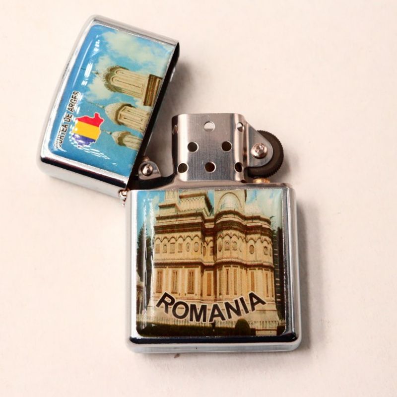 Market - Tutun si tigari - Articole si accesorii tutun - Bricheta Metalica cu Benzina Personalizata Curtea de Arges - Infinity.ro