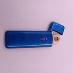Market - Tutun si tigari - Articole si accesorii tutun - Bricheta Electronica cu Incarcare USB, Buton cu Lumina, 9 cm, Albastru - Infinity.ro
