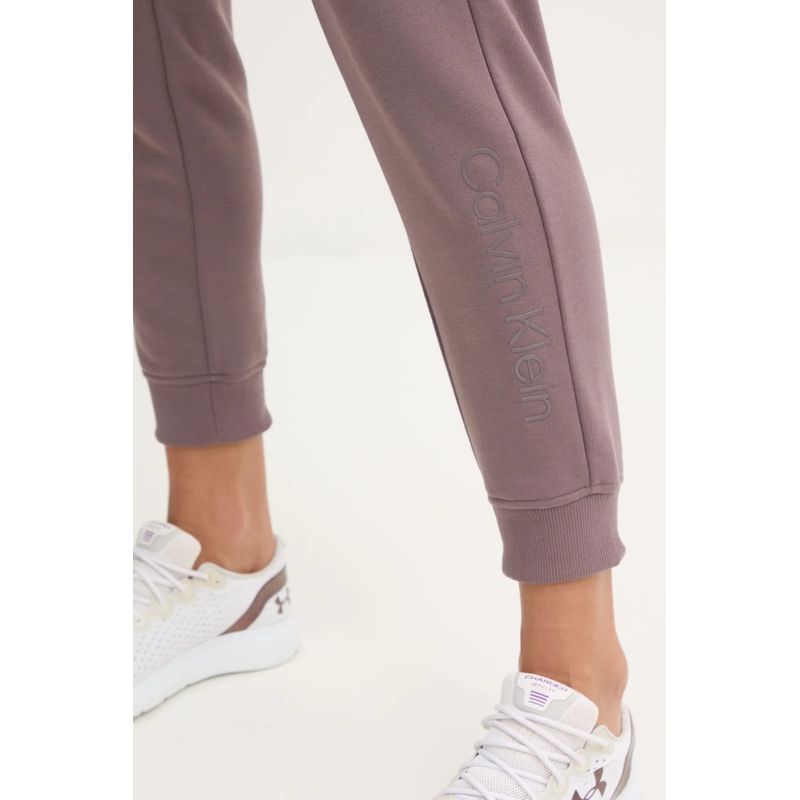 Fashion, accesorii si bijuterii - Femei - Imbracaminte femei - Pantaloni femei - Pantaloni trening dama Calvin Klein Performance 00GWF4P601 L INTL Maro taupe - Infinity.ro