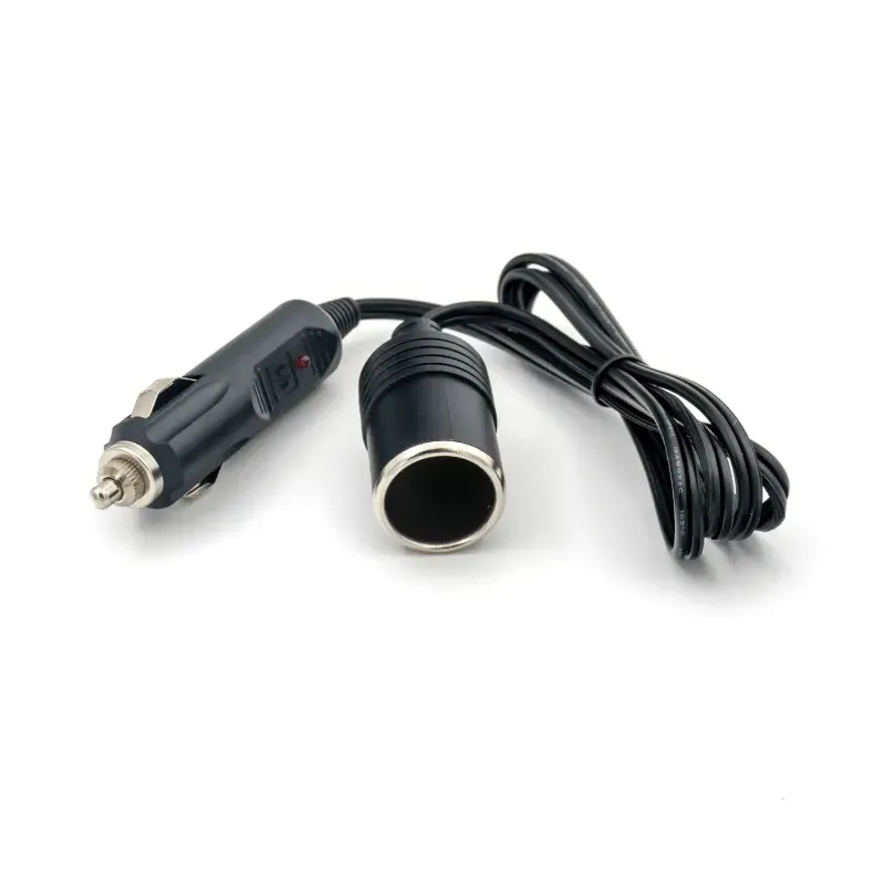 Auto si Moto - Electronice auto - Accesorii electronice auto - Cablu prelungitor bricheta auto 12-24V 1m cu siguranta fuzibila 10A Carguard USC005 - Infinity.ro