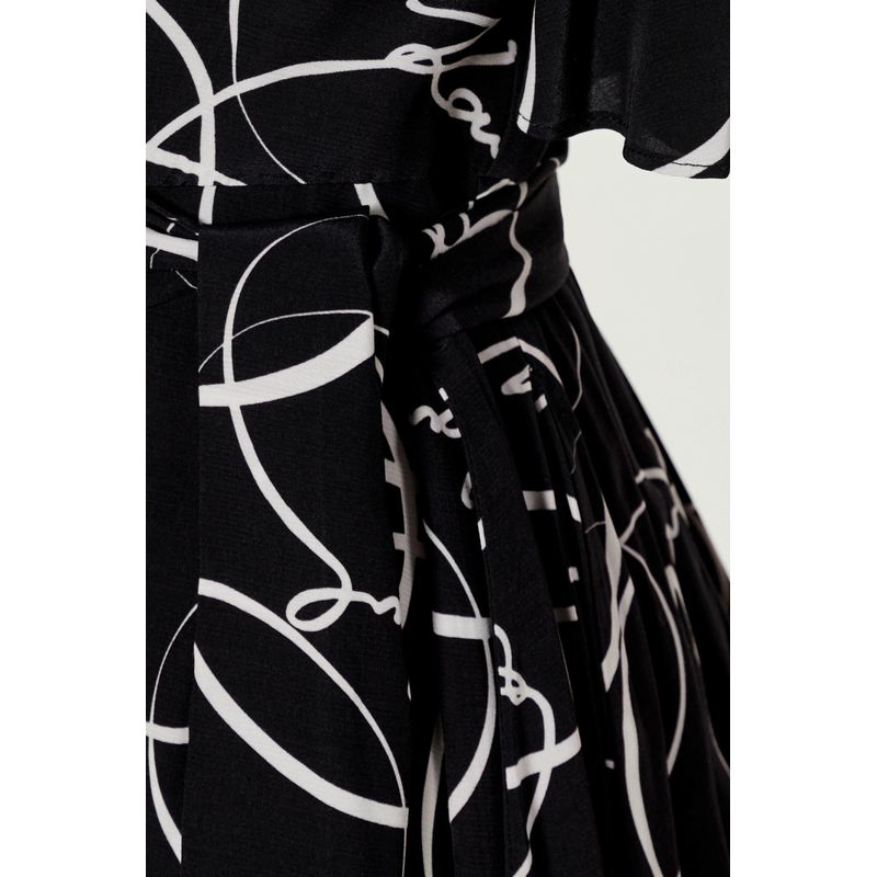 Fashion, accesorii si bijuterii - Femei - Imbracaminte femei - Rochii femei - Rochie  Karl Lagerfeld mini evazata 245W1304 38 EU Negru - Infinity.ro