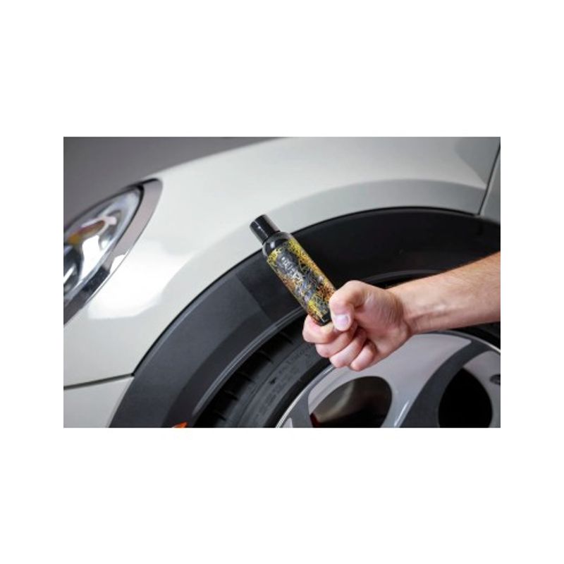 Auto si Moto - Intretinere auto - Produse curatare auto - Dressing Plastice Exterioare cu Ceramica BadBoys BadBoys Ceramic Ext. Plastic 500ml - Infinity.ro