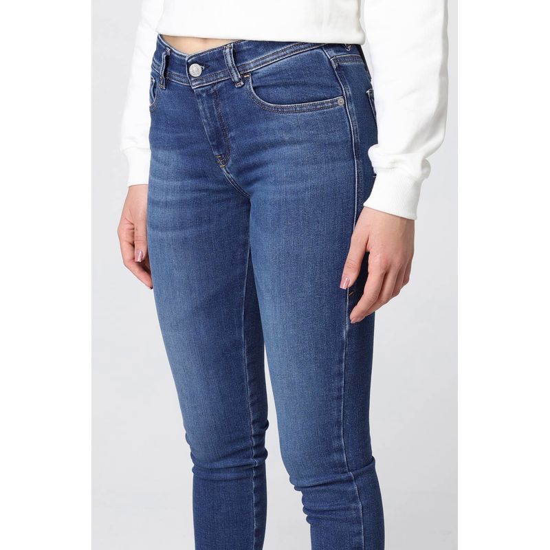 Fashion, accesorii si bijuterii - Femei - Imbracaminte femei - Pantaloni femei - Blugi dama skinny Diesel Slandy W30-L30 US Albastru Denim - Infinity.ro