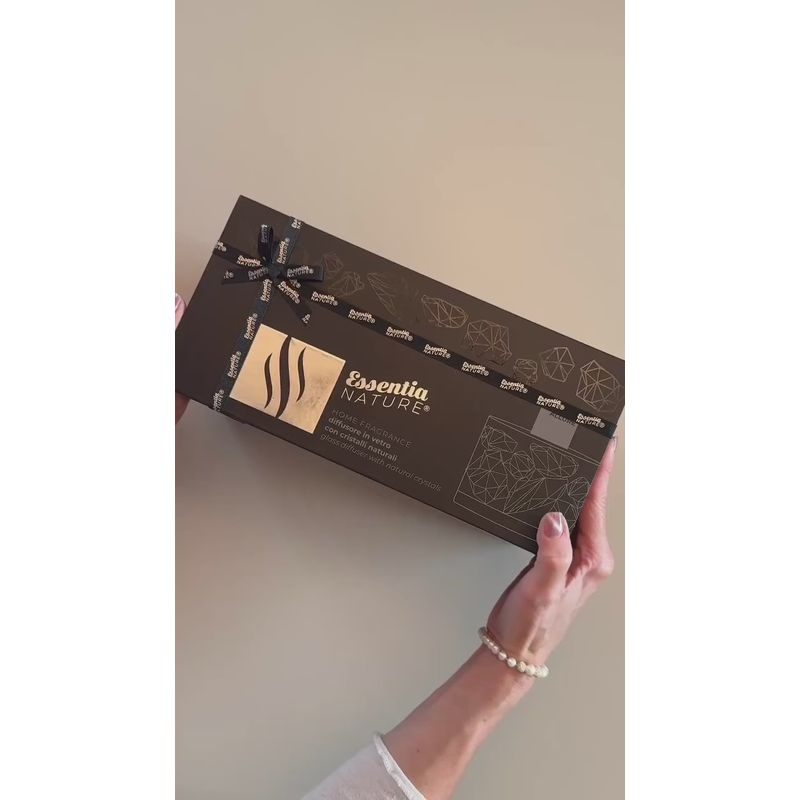 Casa si Gradina - Decoratiuni - Aromaterapie si lumanari - Difuzoare aromaterapie - Difuzor Natural cu Cristale 500g + Ulei 10ml  Amber Allure - Infinity.ro