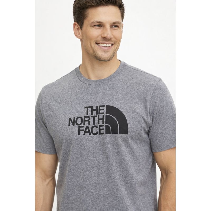 Fashion, accesorii si bijuterii - Barbati - Imbracaminte - Tricouri si bluze barbati - Tricou barbati The North Face NF0A8A6CDYY1 S INTL Gri - Infinity.ro