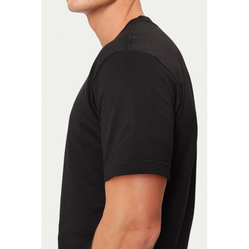 Fashion, accesorii si bijuterii - Barbati - Imbracaminte - Tricouri si bluze barbati - Tricou barbati Calvin Klein Jeans J30J327075 S INTL Negru - Infinity.ro