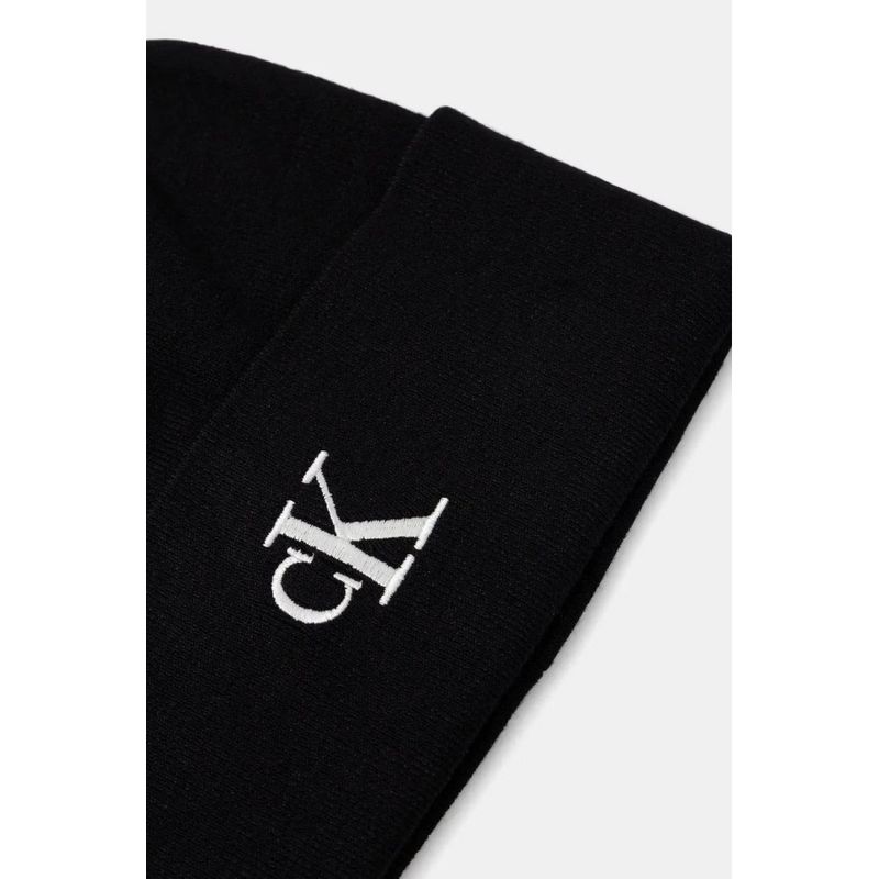 Fashion, accesorii si bijuterii - Barbati - Accesorii barbati - Caciuli si sepci barbati - Caciula barbati Calvin Klein LV04D8020G Negru ONE SIZE - Infinity.ro