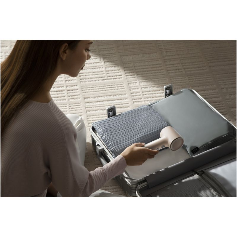 Ingrijire personala si Cosmetice - Aparate & accesorii ingrijire personala - Hair styling - Uscatoare de par - Uscator de par Dreame Mini, 1200W, ionizare negativa, uscare rapida 70m/s, roz - Infinity.ro