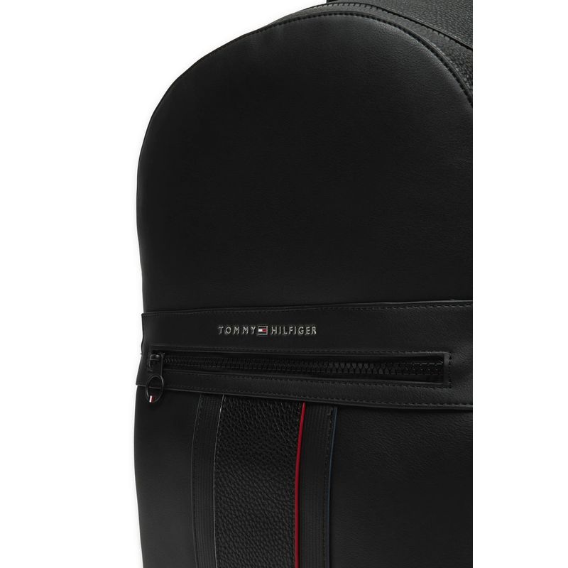 Fashion, accesorii si bijuterii - Barbati - Accesorii barbati - Genti si rucsacuri barbati - Rucsac Tommy Hilfiger AM0AM13069 Negru 43 x 31 x 13 cm - Infinity.ro