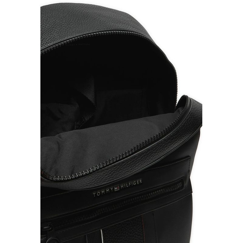 Fashion, accesorii si bijuterii - Barbati - Accesorii barbati - Genti si rucsacuri barbati - Rucsac Tommy Hilfiger AM0AM13069 Negru 43 x 31 x 13 cm - Infinity.ro