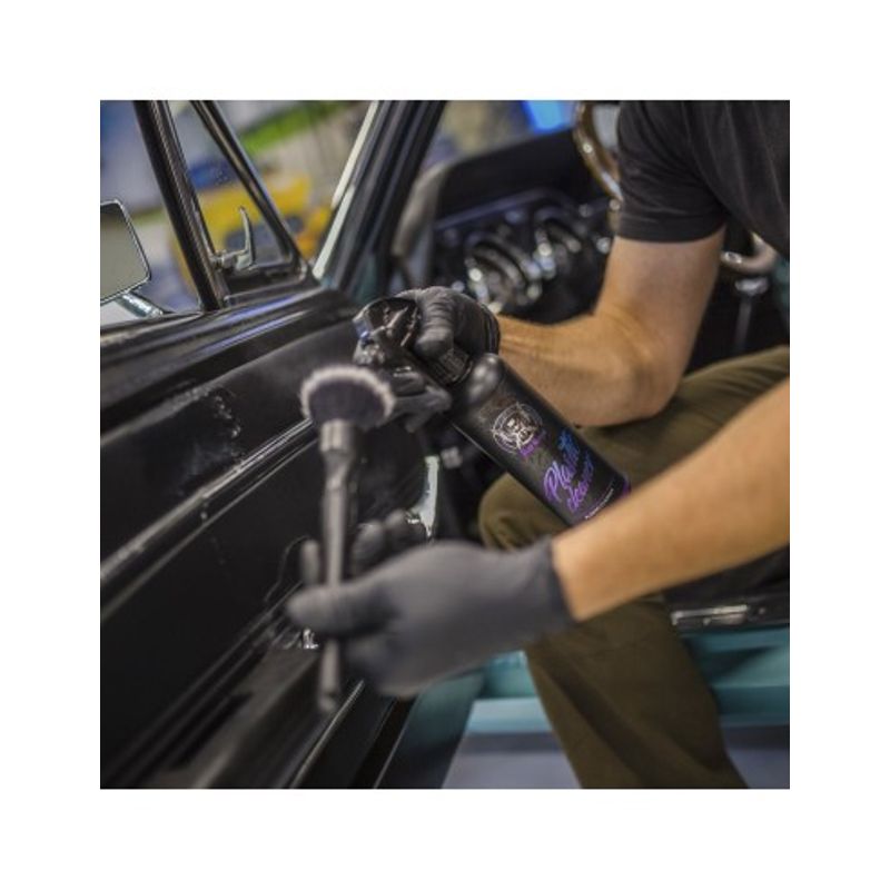 Auto si Moto - Intretinere auto - Produse curatare auto - Solutie Curatare Plastice Interior BadBoys Plastic Cleaner Boys , 1l - Infinity.ro