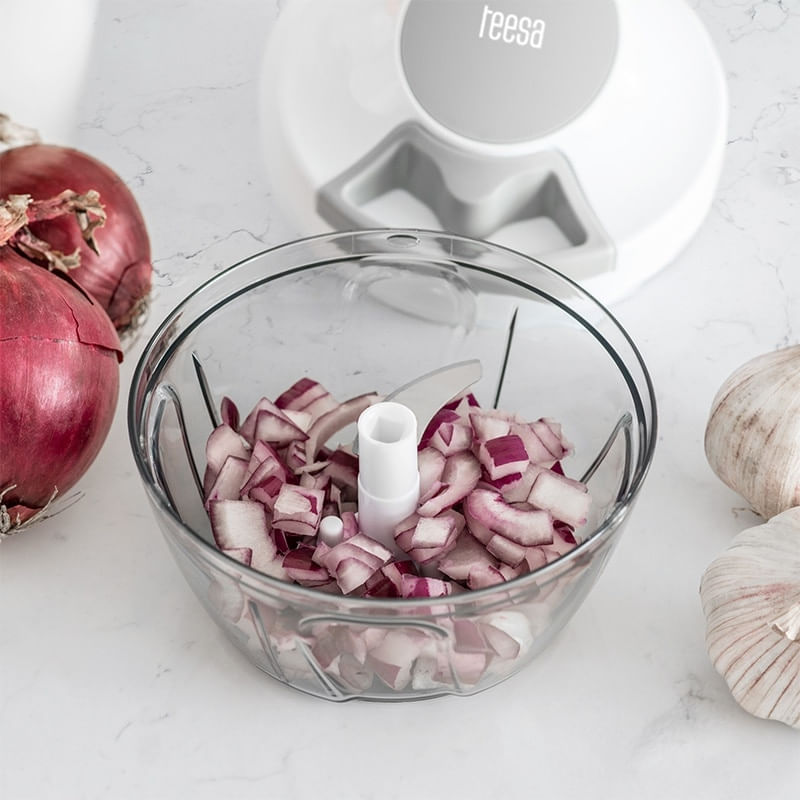 Electronice si Electrocasnice - Electrocasnice bucatarie - Mixere, tocatoare & roboti de bucatarie - Feliatoare - Tocator manual Teesa 400 ml - Infinity.ro