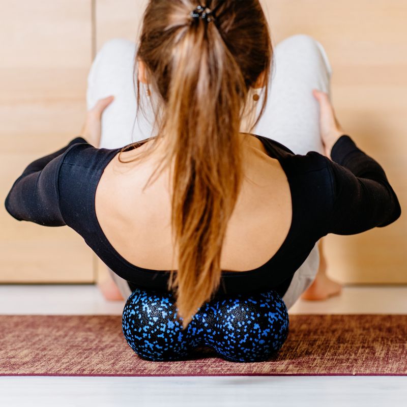 Sport si Outdoor - Fitness - Aparate fitness - Accesorii aparate fitness - Minge firness Duoball, REBEL, 12cm, negru si albastru, Material Epp - Infinity.ro