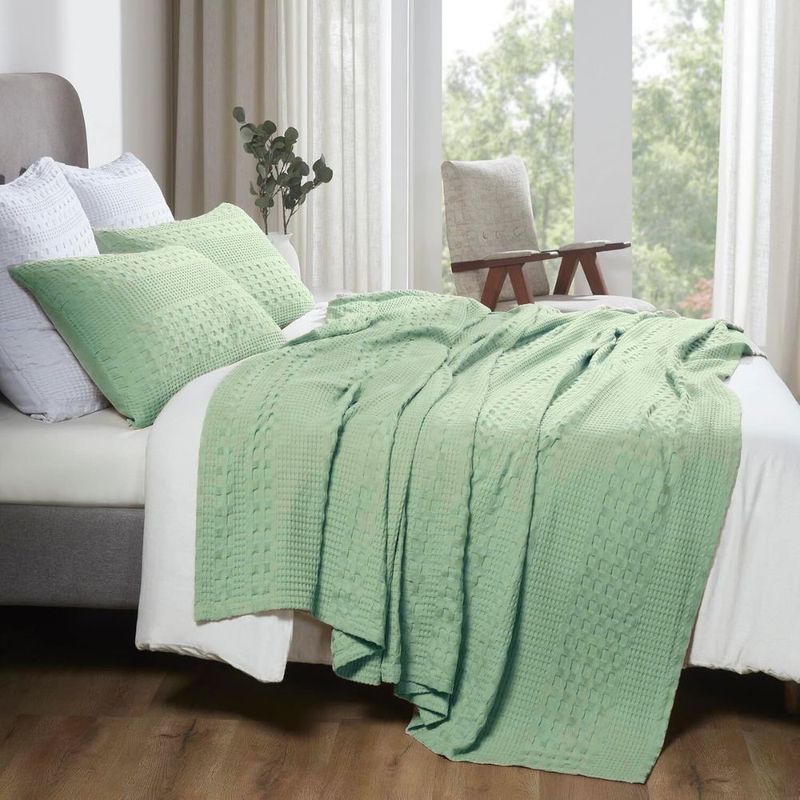 Casa si Gradina - Textile si covoare - Pături și cuverturi - Cuverturi - Cuvertura Kotonia Home - Waffle, 220x240 cm, 100% bumbac - verde fistic - Infinity.ro