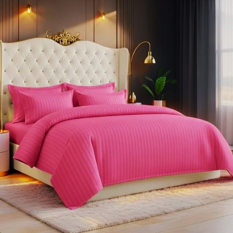 Casa si Gradina - Textile si covoare - Lenjerii de pat - Cearceafuri de pat - Cearceaf de pat Kotonia Home Deco, 100% bumbac, Damasc Saten, dimensiune dungi 1 cm, 150x240 cm, Magenta - Infinity.ro