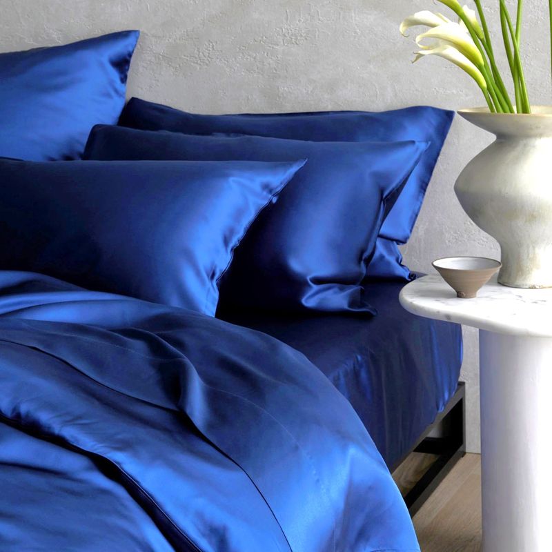 Casa si Gradina - Textile si covoare - Lenjerii de pat - Fete de perna - Set 2 fete de perna Kotonia Home Damasc Saten DeLux, 50×70 cm, 100% bumbac, bleu royal - Infinity.ro