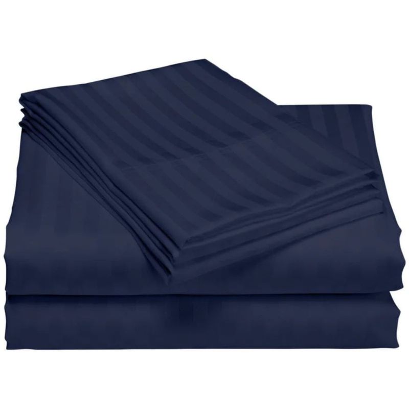 Casa si Gradina - Textile si covoare - Lenjerii de pat - Cearceafuri de pat - Cearceaf de pat Kotonia Home Deco, 100% bumbac, Damasc Saten, dimensiune dungi 1 cm, Bleumarin, 150x240 cm - Infinity.ro