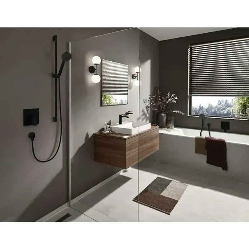 Casa si Gradina - Sanitare - Lavoar baie si accesorii - Baterii sanitare - Baterie cada - dus incastrata Hansgrohe Vivenis negru mat fara corp ingropat - Infinity.ro