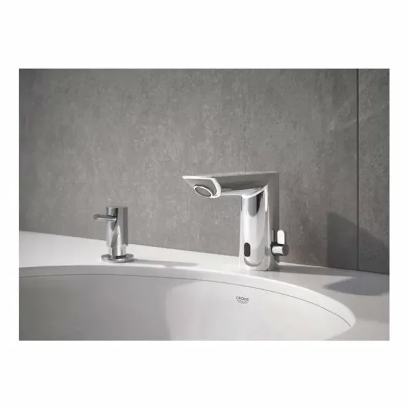 Casa si Gradina - Sanitare - Lavoar baie si accesorii - Baterii sanitare - Baterie lavoar Grohe BauCosmopolitan Electronica cu senzor crom - Infinity.ro
