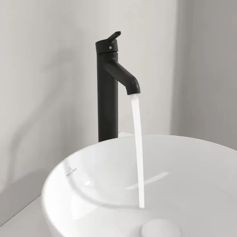 Casa si Gradina - Sanitare - Lavoar baie si accesorii - Baterii sanitare - Baterie lavoar inalta Villeroy&Boch Skyla monocomanda negru mat - Infinity.ro