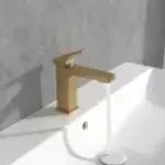 Casa si Gradina - Sanitare - Lavoar baie si accesorii - Baterii sanitare - Baterie lavoar Villeroy and Boch Architectura, M, 161 mm, mat, auriu, TVW12500400076 - Infinity.ro