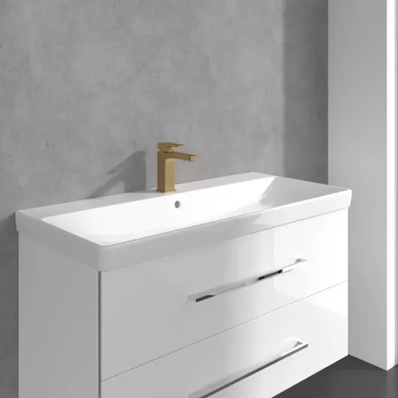 Casa si Gradina - Sanitare - Lavoar baie si accesorii - Baterii sanitare - Baterie lavoar Villeroy and Boch Architectura, M, 161 mm, mat, auriu, TVW12500400076 - Infinity.ro