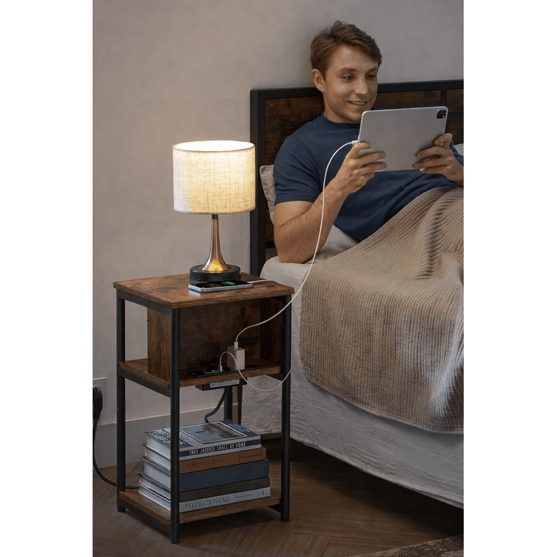 Casa si Gradina - Mobilier - Comode si corpuri - Noptiere - VASAGLE Noptiera cu prize si USB, 3 rafturi, stil industrial, 30x34x58 cm, maro rustic - Infinity.ro
