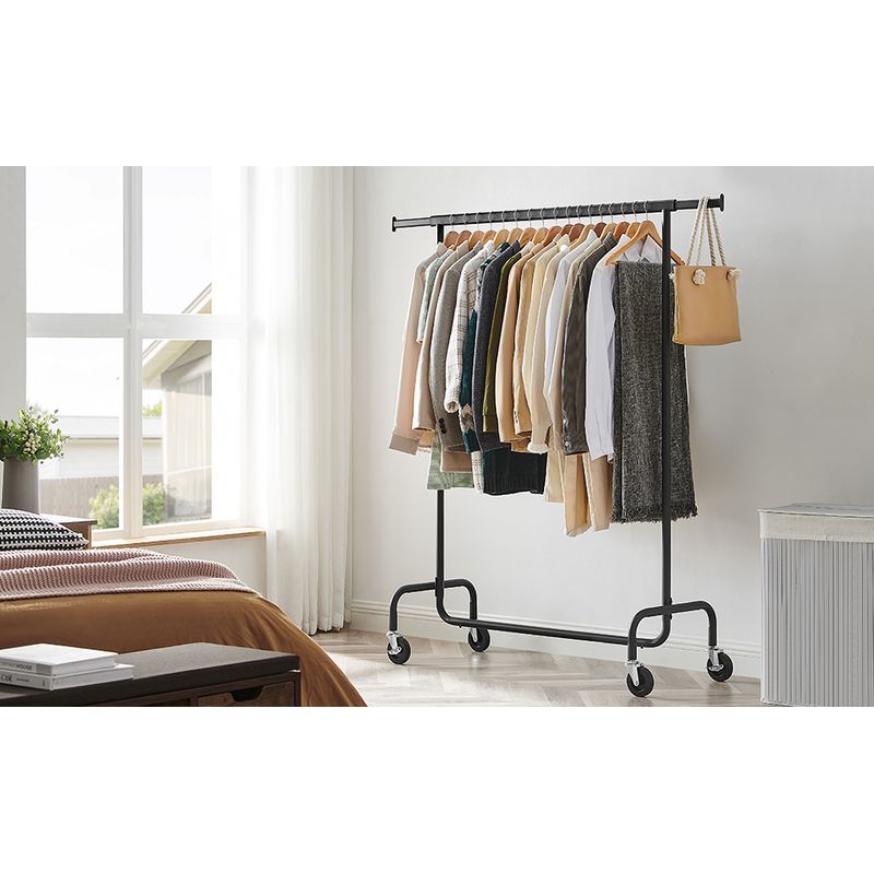 Casa si Gradina - Mobilier - Organizare si depozitare - Cuiere - SONGMICS Suport pentru haine extensibil pe roti, bara reglabila 110-150 cm, stil industrial, 150x45x160 cm, negru - Infinity.ro