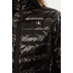 Fashion, accesorii si bijuterii - Femei - Imbracaminte femei - Jachete si geci femei - Geaca dama din puf Calvin Klein Jeans J20J224698 S INTL Negru - Infinity.ro