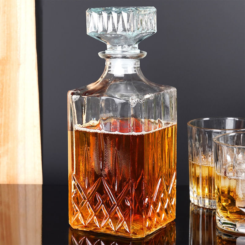 Casa si Gradina - Bucatarie si vesela - Accesorii bar - Carafe si decantoare - Carafa pentru whisky din sticla cu dop de pluta 900 ml - Infinity.ro