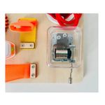 Jucarii, Copii si Bebe - Jucarii si jocuri - Jucarii bebelusi - Centre de activitati - Tabla Senzoriala Busy Board tip Montessori, educativa, 9 Activitati de Motricitate fina si grosiera bebelusi si copii - Infinity.ro