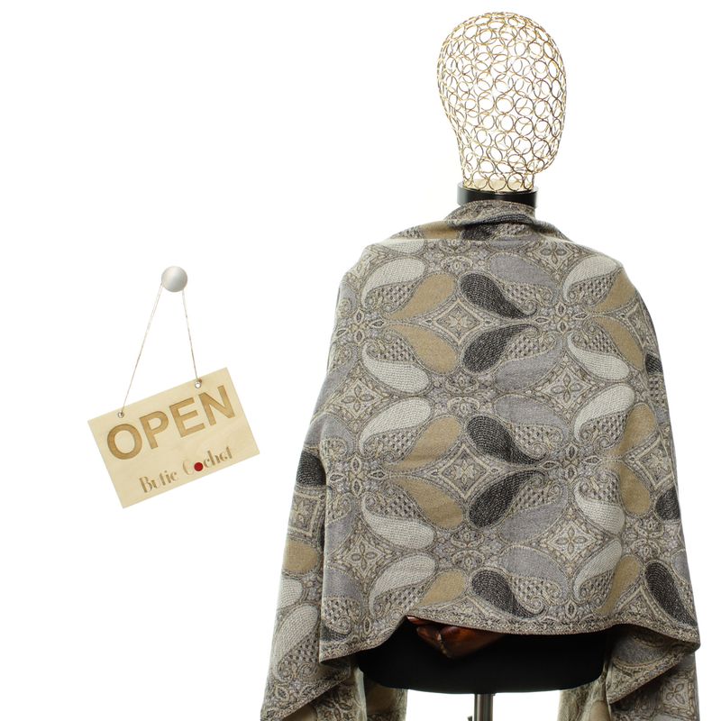 Fashion, accesorii si bijuterii - Femei - Accesorii femei - Esarfe si fulare femei - Esarfa de dama, din lana, Buticcochet, cu model stilizat, 65x190 cm, Multicolor - ES3226 - Infinity.ro