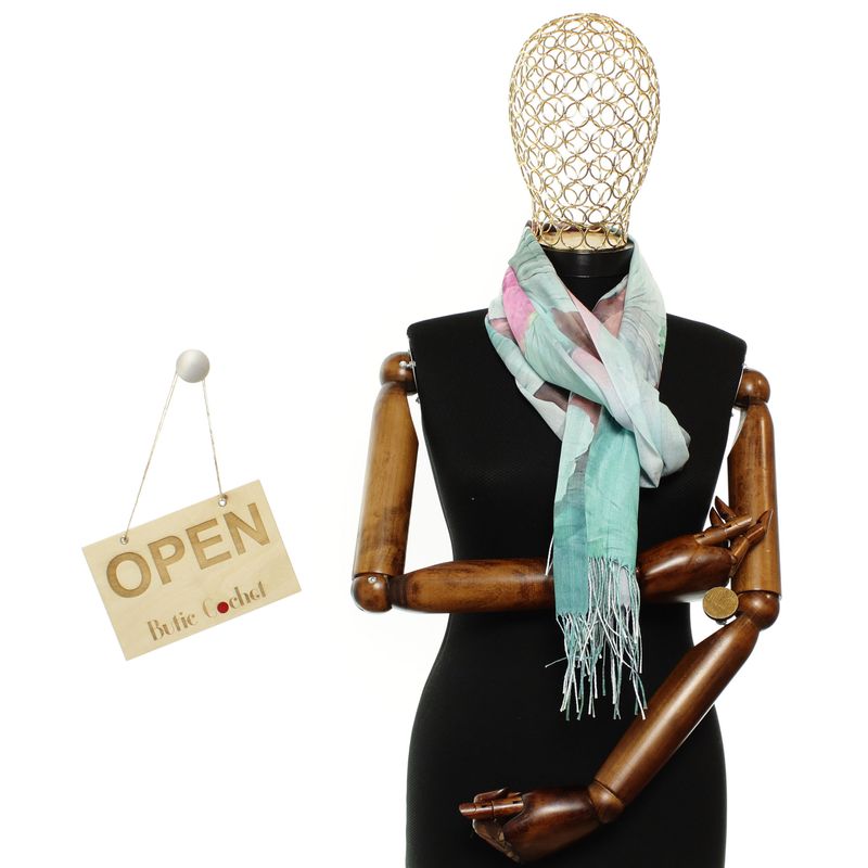 Fashion, accesorii si bijuterii - Femei - Accesorii femei - Esarfe si fulare femei - Esarfa de dama, din 30% viscoza 70% poliester, Buticcochet, 75x180 cm, model floral, Multicolor - ES3273 - Infinity.ro