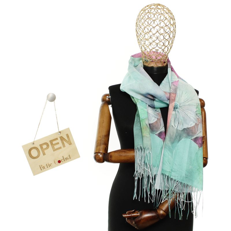 Fashion, accesorii si bijuterii - Femei - Accesorii femei - Esarfe si fulare femei - Esarfa de dama, din 30% viscoza 70% poliester, Buticcochet, 75x180 cm, model floral, Multicolor - ES3273 - Infinity.ro