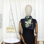 Fashion, accesorii si bijuterii - Femei - Accesorii femei - Esarfe si fulare femei - Esarfa de dama, Buticcochet, 60x60 cm, 40% matase 60% poliester, imprimeu floral, bleumarin - ES2157 - Infinity.ro