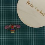 Market - Cadouri - Martisoare - Accesoriu dama, Brosa, din metal, Buticcochet, 5x8 cm, model Albina, Multicolor - MR606 - Infinity.ro