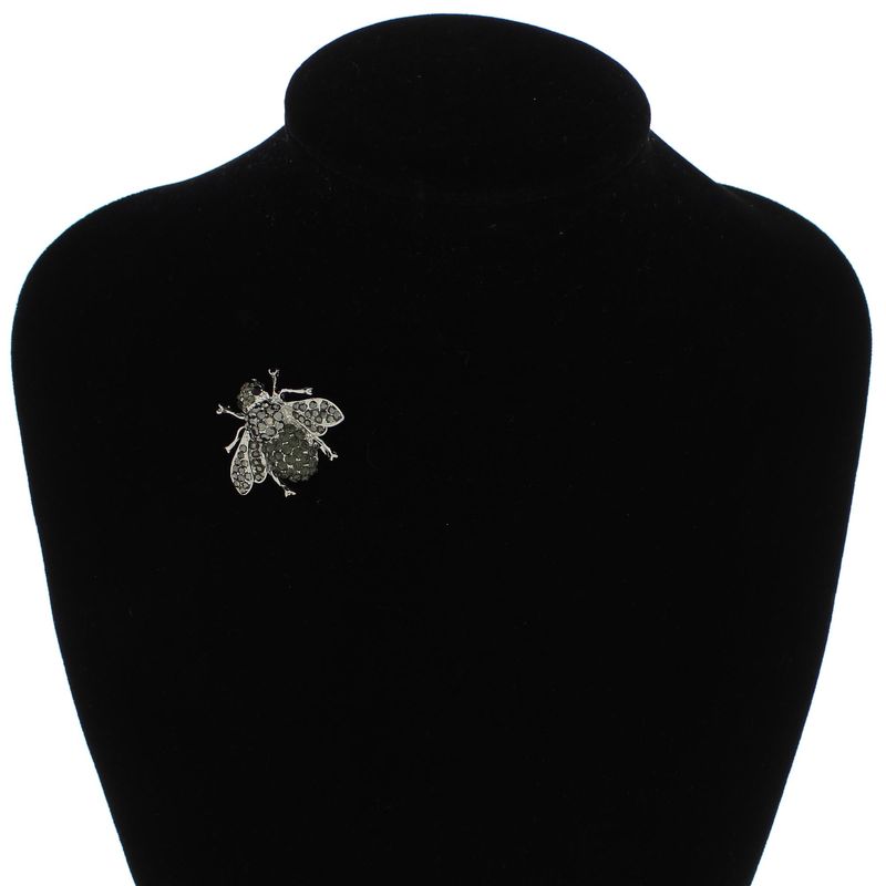 Market - Cadouri - Martisoare - Accesoriu dama, Brosa, din metal, Buticcochet, 3 cm, model Albina cu strasuri, Negru - MR646 - Infinity.ro