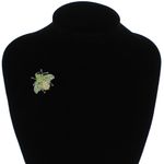 Market - Cadouri - Martisoare - Accesoriu dama, Brosa, din metal, Buticcochet, 3 cm, model Albina cu strasuri, Verde - MR649 - Infinity.ro
