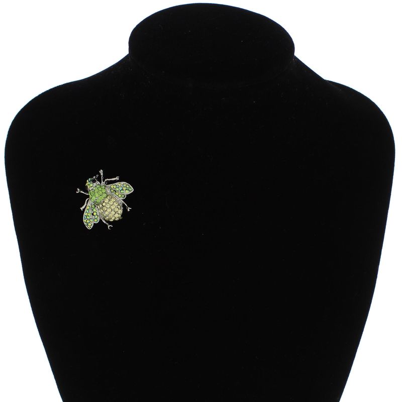 Market - Cadouri - Martisoare - Accesoriu dama, Brosa, din metal, Buticcochet, 3 cm, model Albina cu strasuri, Verde - MR649 - Infinity.ro