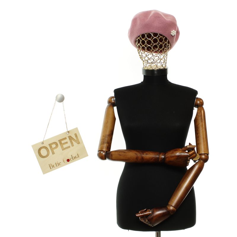 Fashion, accesorii si bijuterii - Femei - Accesorii femei - Caciuli si palarii femei - Bereta de dama, Buticcochet, din lana si acril, model cu perle, one size, Roz - BSC770 - Infinity.ro